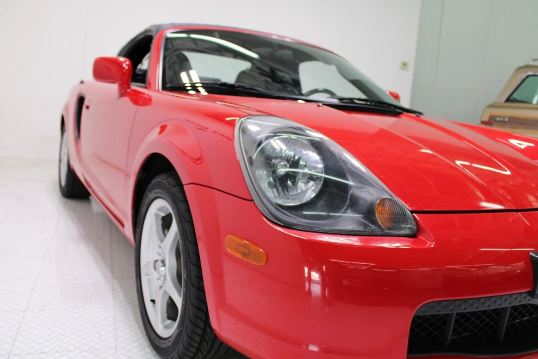 2001 Toyota MR2 Spyder/MR-S - Image 14 of 21