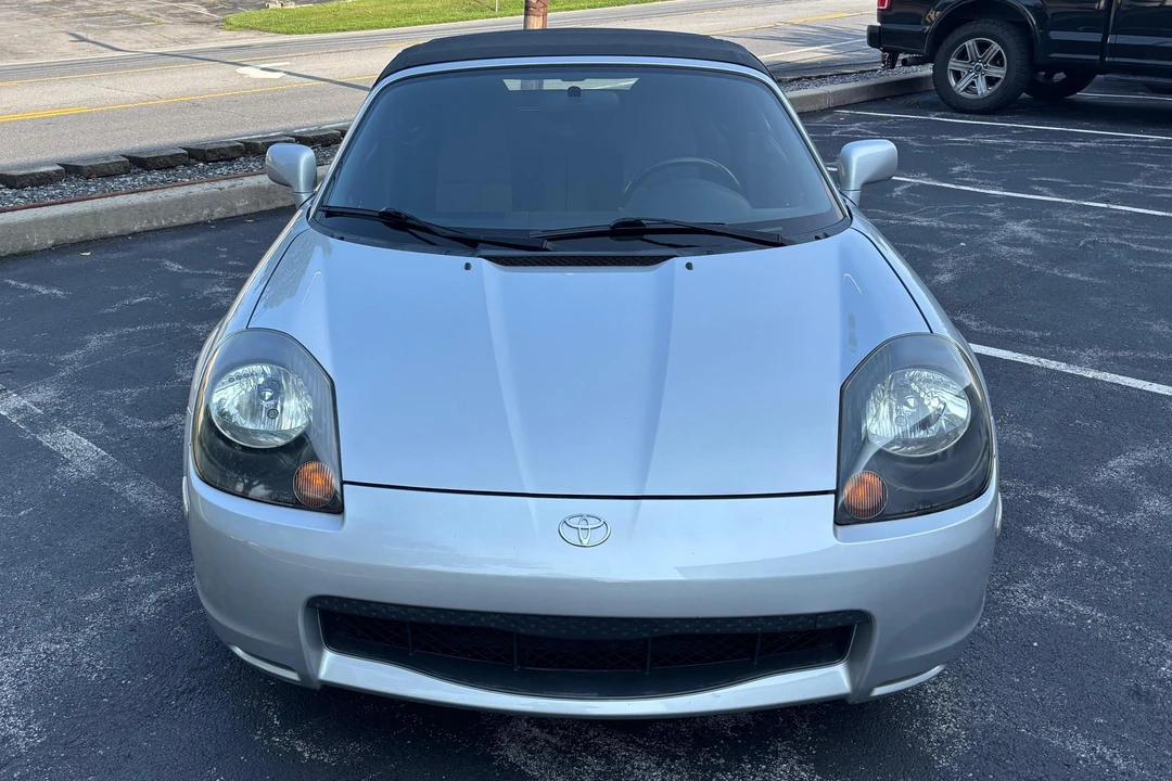 2001 Toyota MR2 Spyder/MR-S - Image 2 of 31