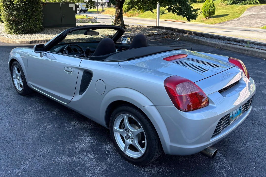2001 Toyota MR2 Spyder/MR-S - Image 4 of 31