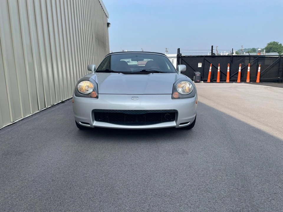 2001 Toyota MR2 Spyder/MR-S - Image 15 of 31