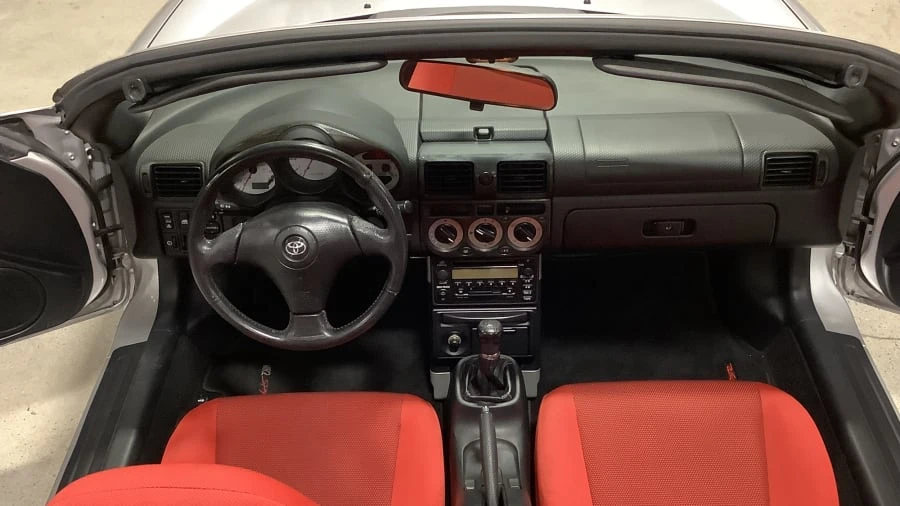 2001 Toyota MR2 Spyder/MR-S - Image 7 of 12