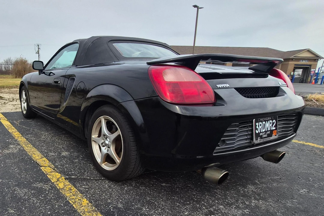 2001 Toyota MR2 Spyder/MR-S - Image 4 of 31