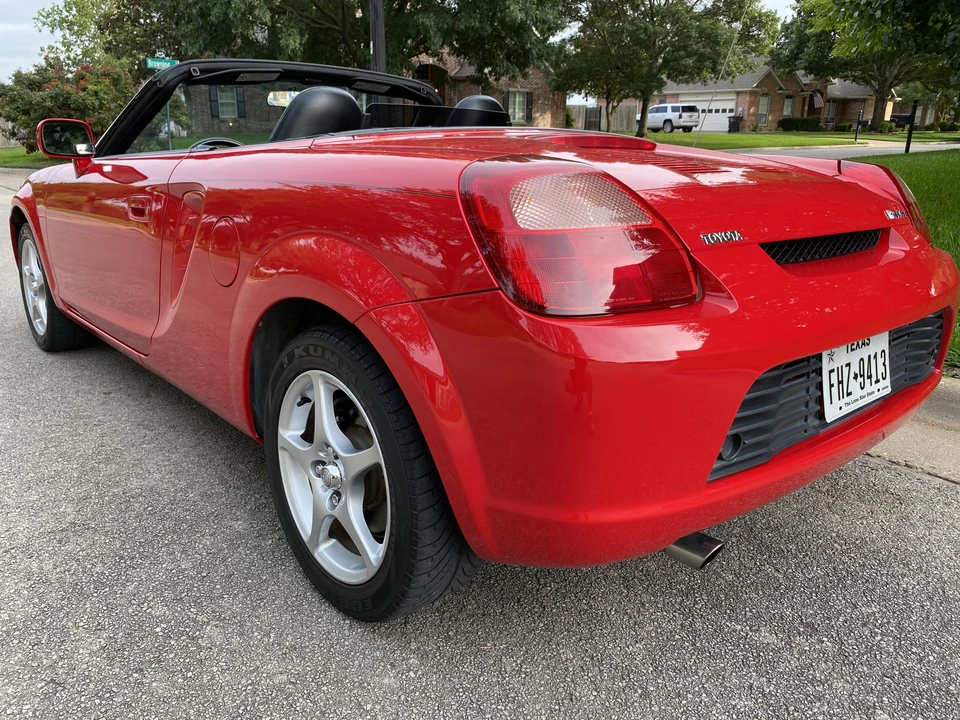 2001 Toyota MR2 Spyder/MR-S - Image 10 of 31