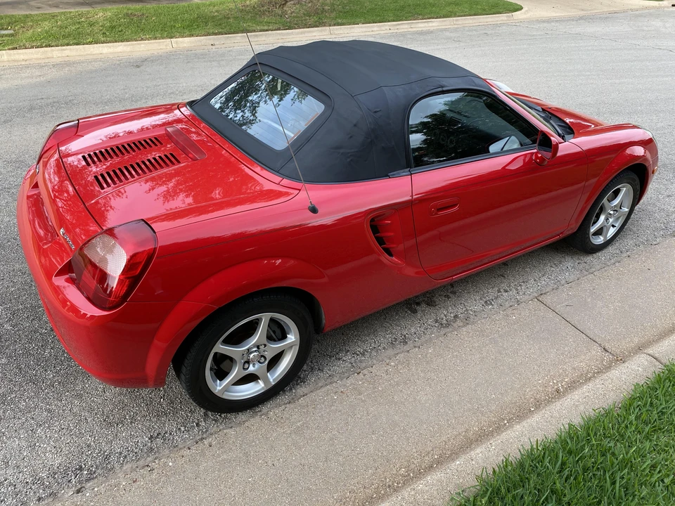 2001 Toyota MR2 Spyder/MR-S - Image 13 of 31