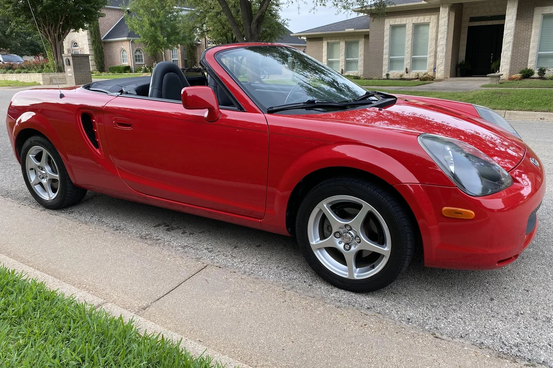2001 Toyota MR2 Spyder/MR-S - Image 15 of 31