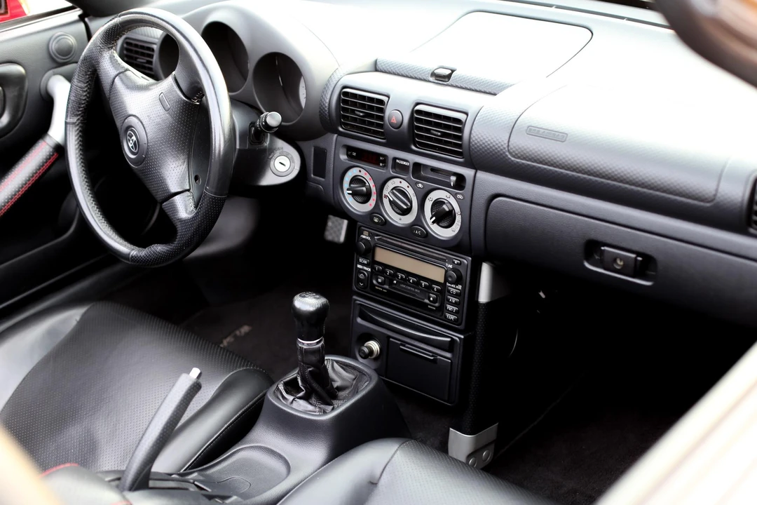 2001 Toyota MR2 Spyder/MR-S - Image 30 of 31