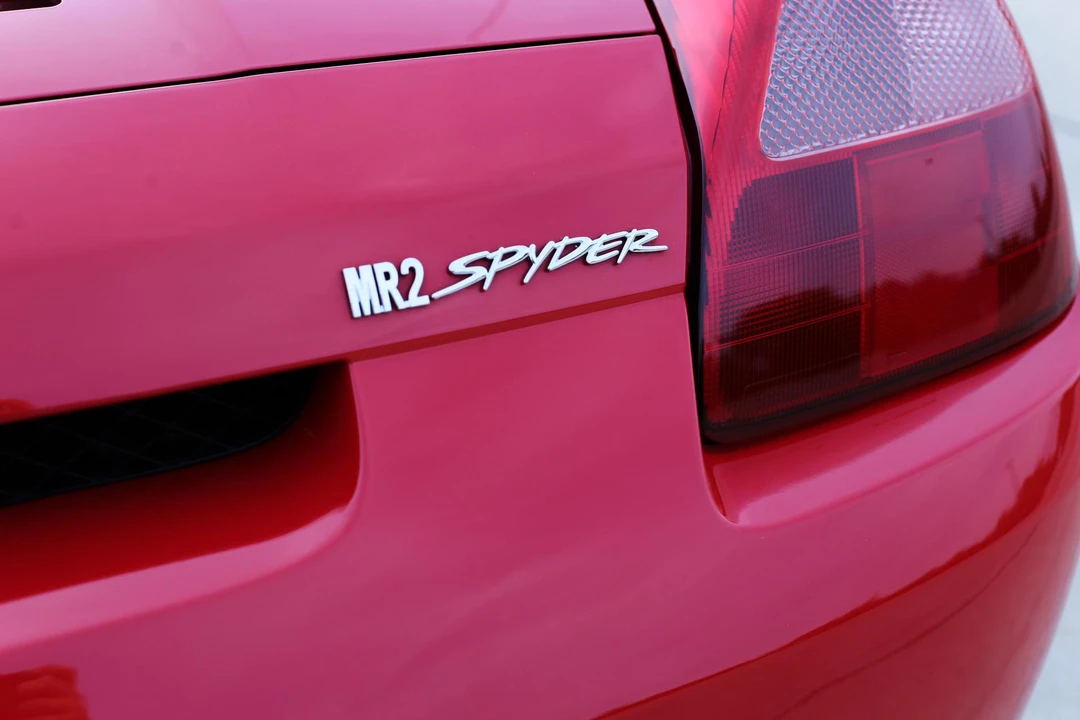 2001 Toyota MR2 Spyder/MR-S - Image 22 of 31