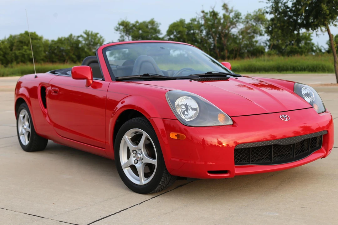 2001 Toyota MR2 Spyder/MR-S - Image 16 of 31