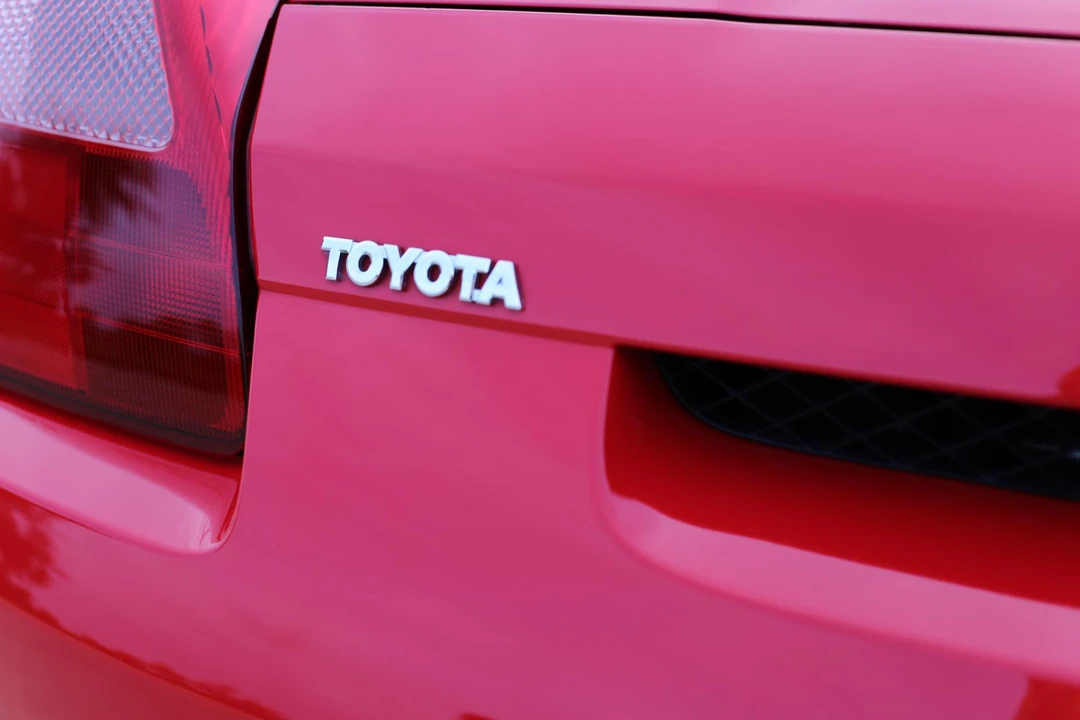 2001 Toyota MR2 Spyder/MR-S - Image 21 of 31