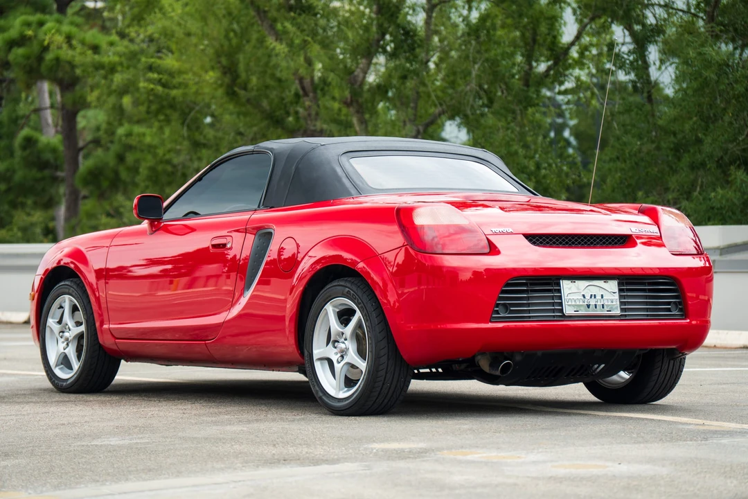 2001 Toyota MR2 Spyder/MR-S - Image 23 of 31