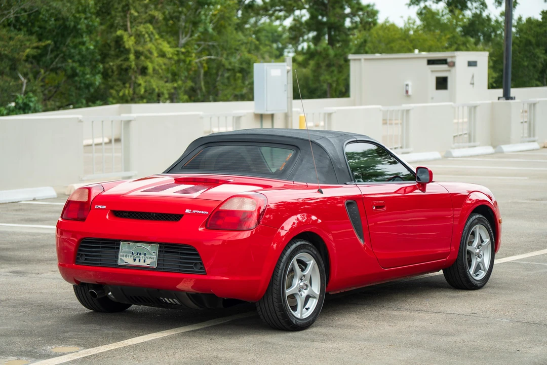 2001 Toyota MR2 Spyder/MR-S - Image 28 of 31