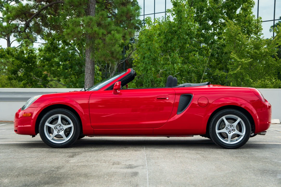 2001 Toyota MR2 Spyder/MR-S - Image 8 of 31