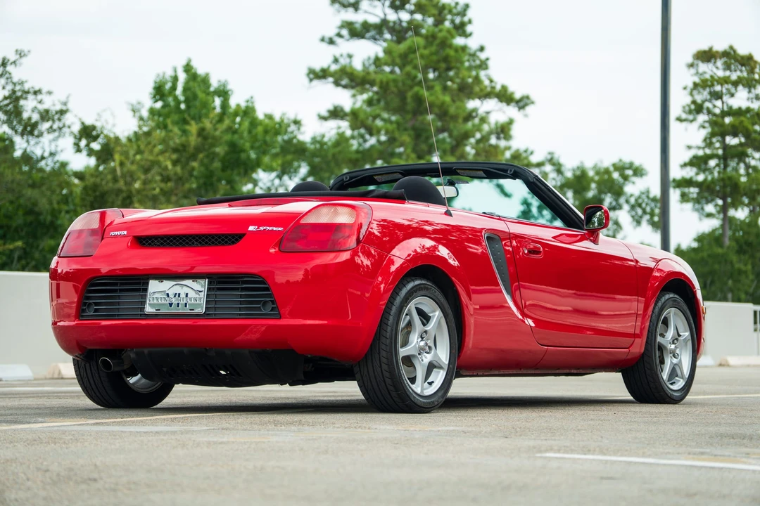 2001 Toyota MR2 Spyder/MR-S - Image 13 of 31