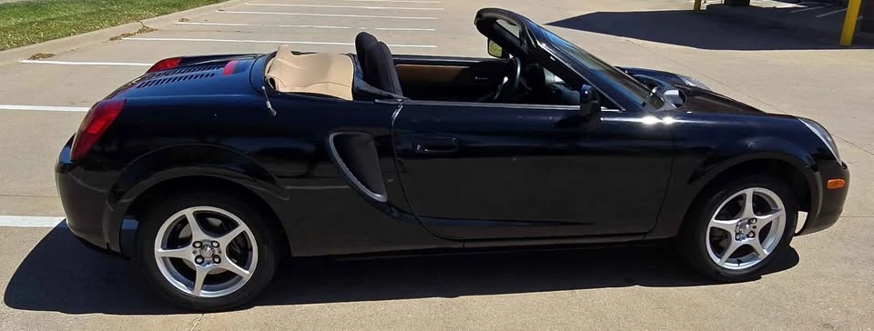 2001 Toyota MR2 Spyder/MR-S - Image 9 of 10