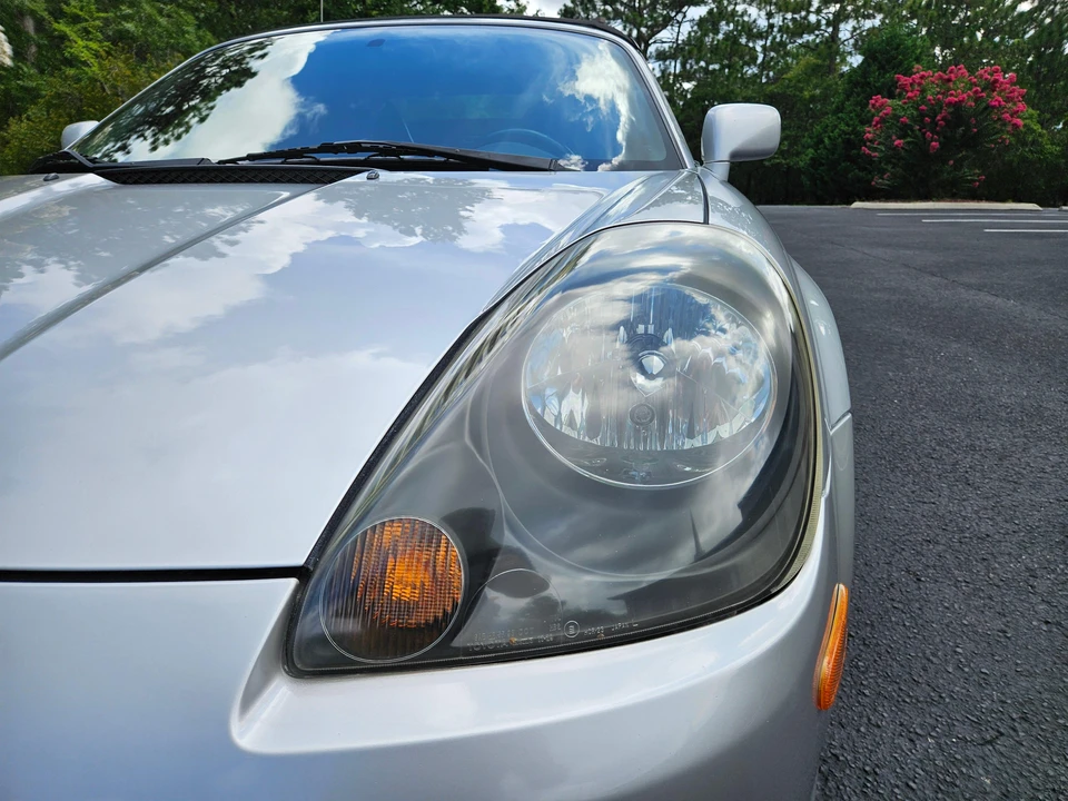 2001 Toyota MR2 Spyder/MR-S - Image 16 of 31