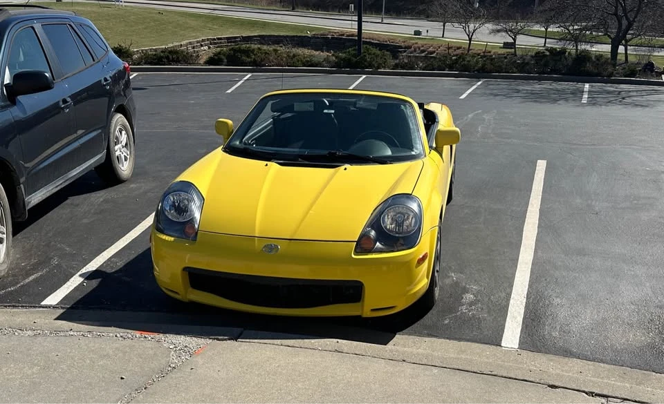 2001 Toyota MR2 Spyder/MR-S - Image 7 of 11