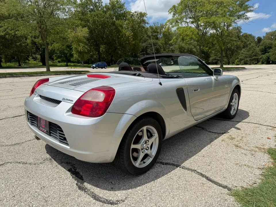 2001 Toyota MR2 Spyder/MR-S - Image 5 of 14