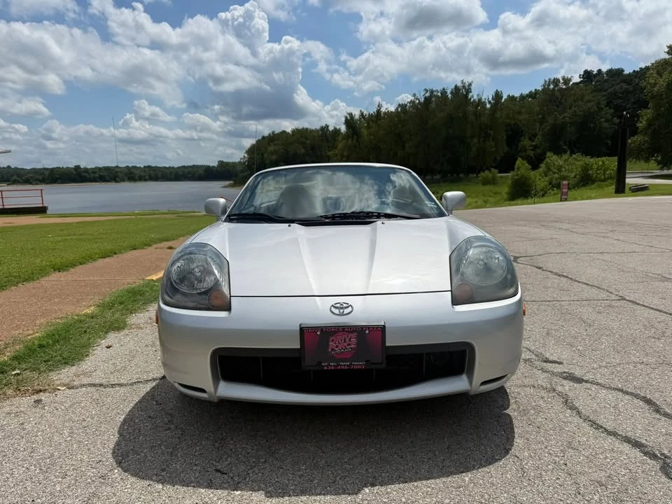 2001 Toyota MR2 Spyder/MR-S - Image 2 of 14