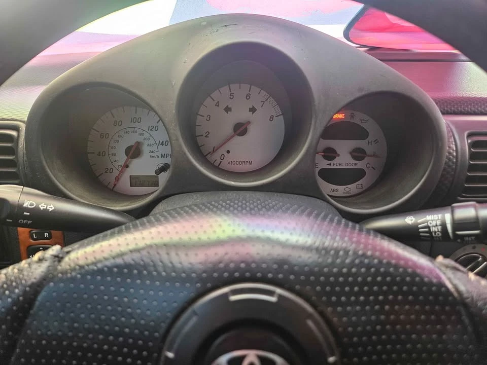 2001 Toyota MR2 Spyder/MR-S - Image 7 of 10