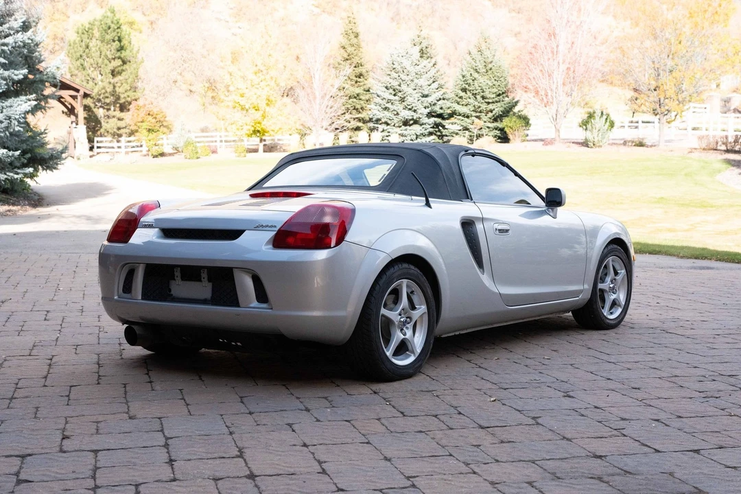 2001 Toyota MR2 Spyder/MR-S - Image 8 of 21