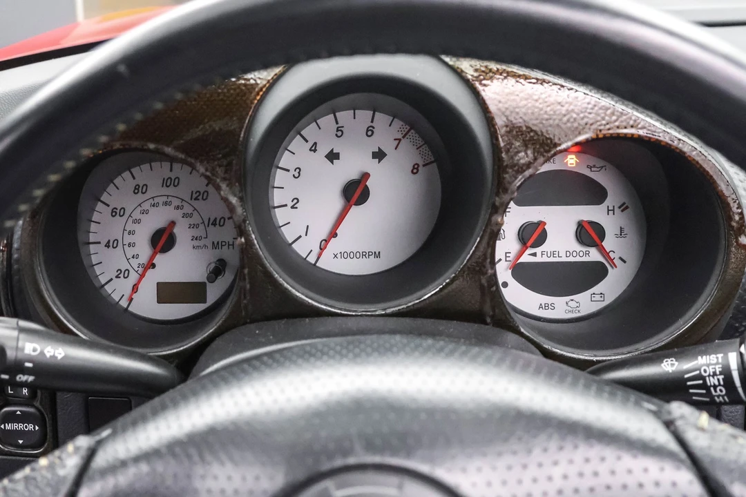 2001 Toyota MR2 Spyder/MR-S - Image 10 of 21