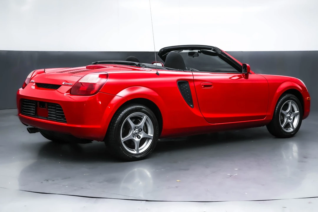 2001 Toyota MR2 Spyder/MR-S - Image 5 of 12