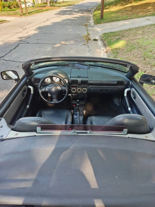 2001 Toyota MR2 Spyder/MR-S - Image 6 of 12