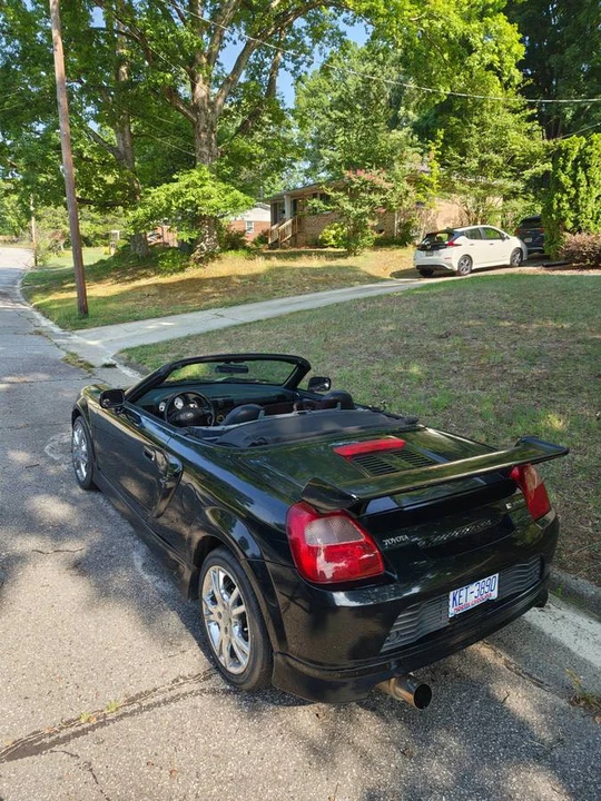 2001 Toyota MR2 Spyder/MR-S - Image 5 of 12