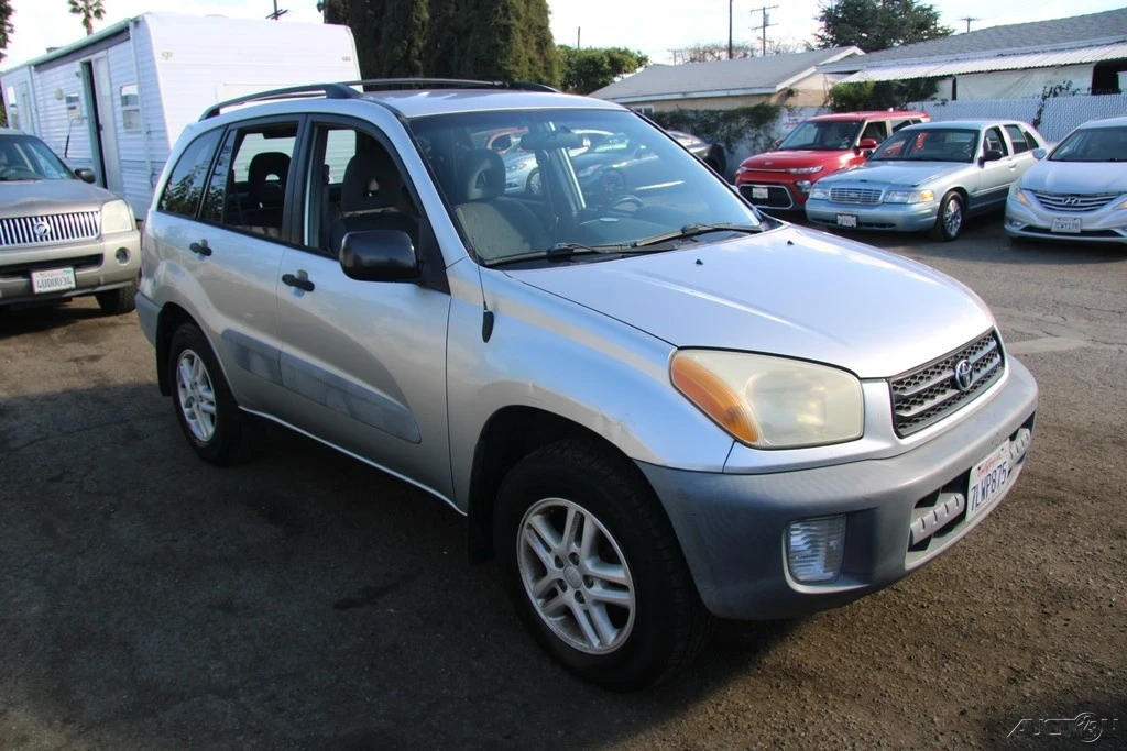 2001 Toyota RAV4 2nd Gen - Image 8 of 21