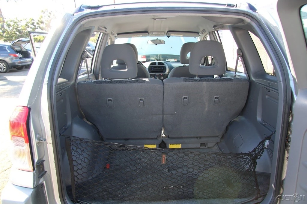 2001 Toyota RAV4 2nd Gen - Image 21 of 21
