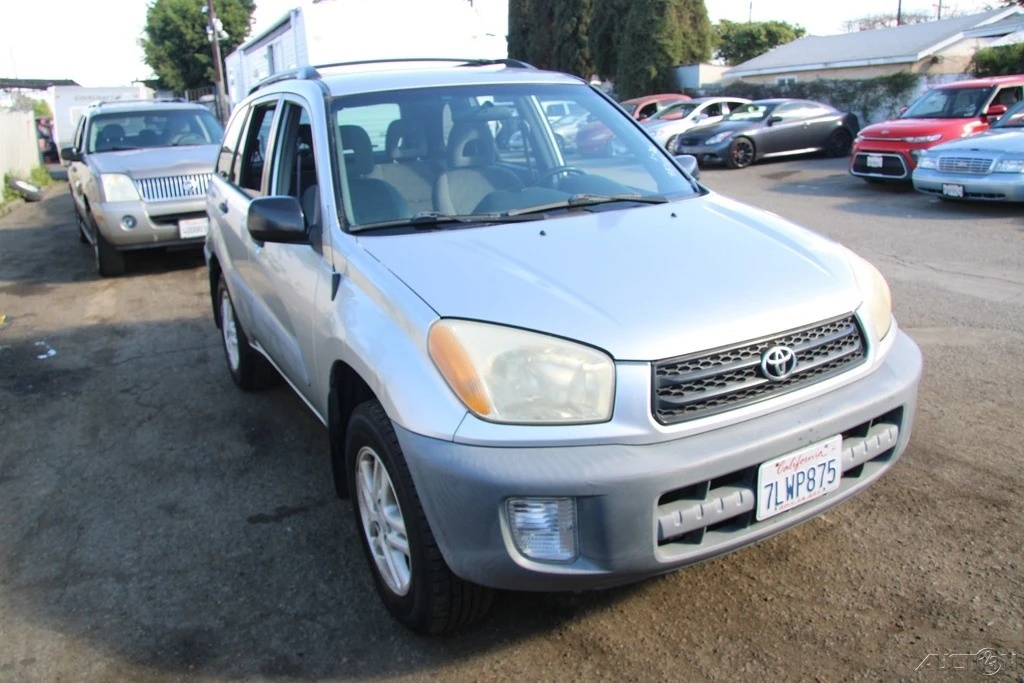 2001 Toyota RAV4 2nd Gen - Image 9 of 21