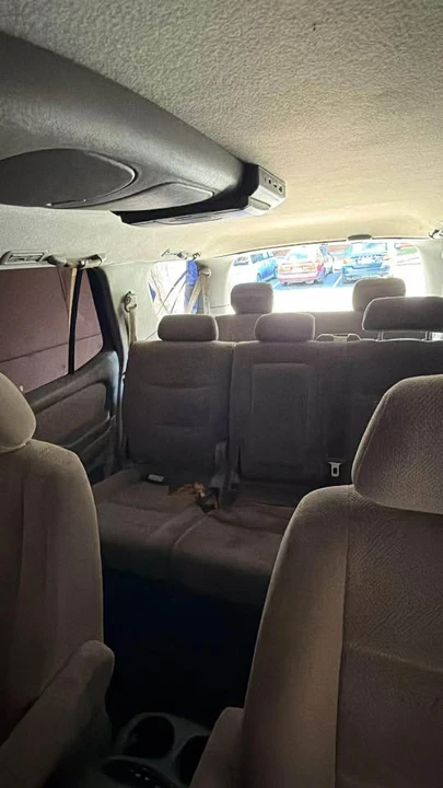 2001 Toyota Sequoia 1st Gen - Image 7 of 9