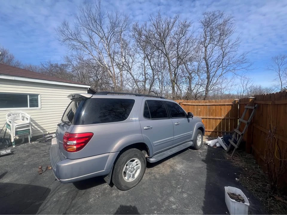 2001 Toyota Sequoia 1st Gen - Image 3 of 5