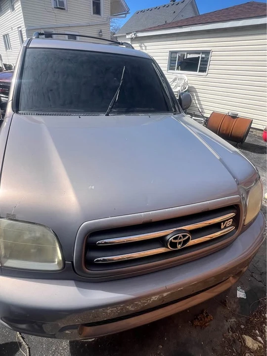 2001 Toyota Sequoia 1st Gen - Image 5 of 5