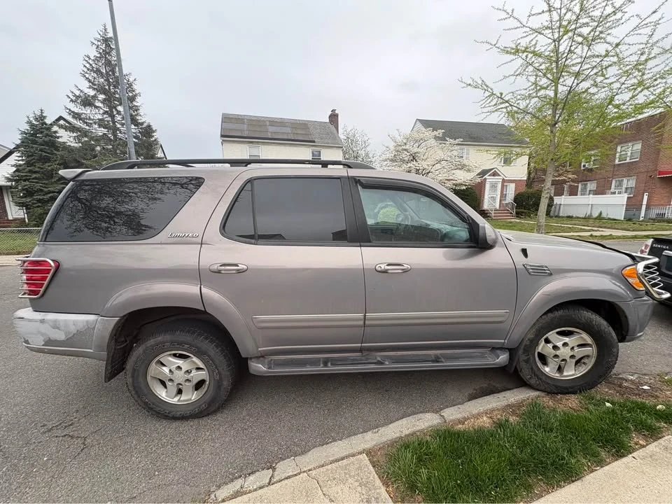 2001 Toyota Sequoia 1st Gen - Image 4 of 8