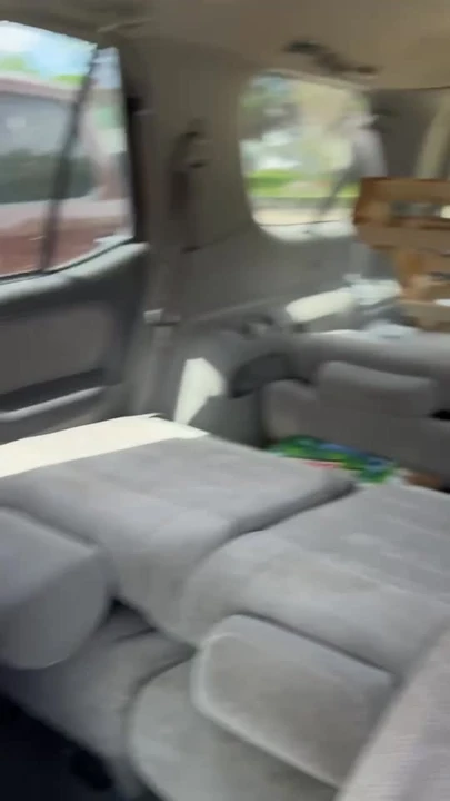 2001 Toyota Sequoia 1st Gen - Image 6 of 6