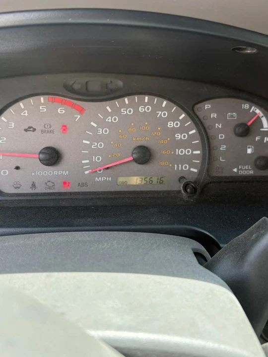 2001 Toyota Sequoia 1st Gen - Image 3 of 6