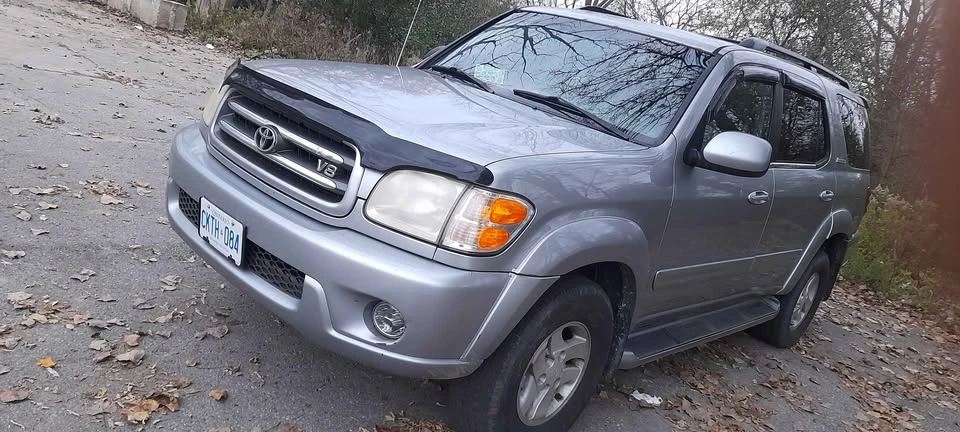2001 Toyota Sequoia 1st Gen - Image 3 of 11