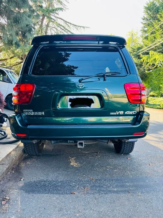 2001 Toyota Sequoia 1st Gen - Image 4 of 10