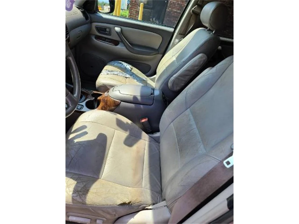 2001 Toyota Sequoia 1st Gen - Image 3 of 8