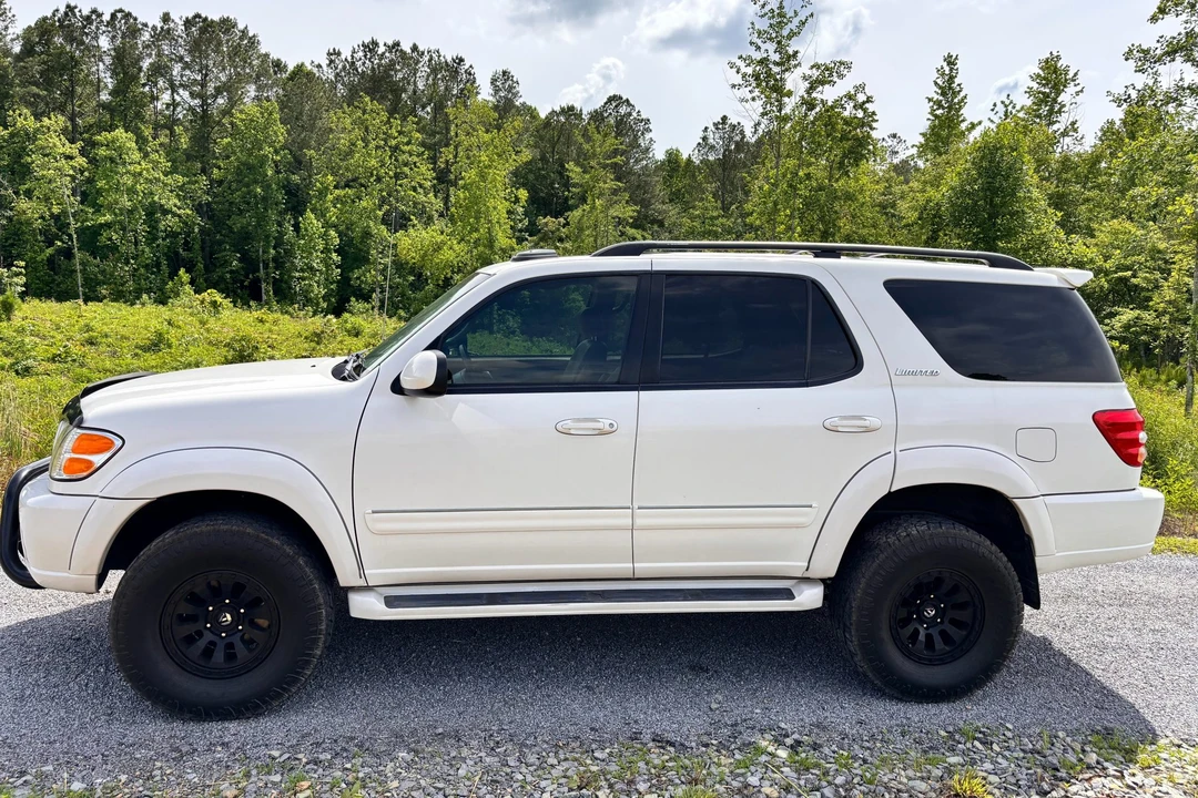 2001 Toyota Sequoia 1st Gen - Image 7 of 31