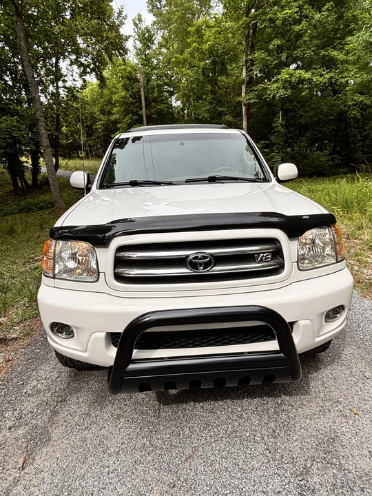 2001 Toyota Sequoia 1st Gen - Image 11 of 31