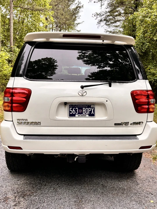 2001 Toyota Sequoia 1st Gen - Image 8 of 31