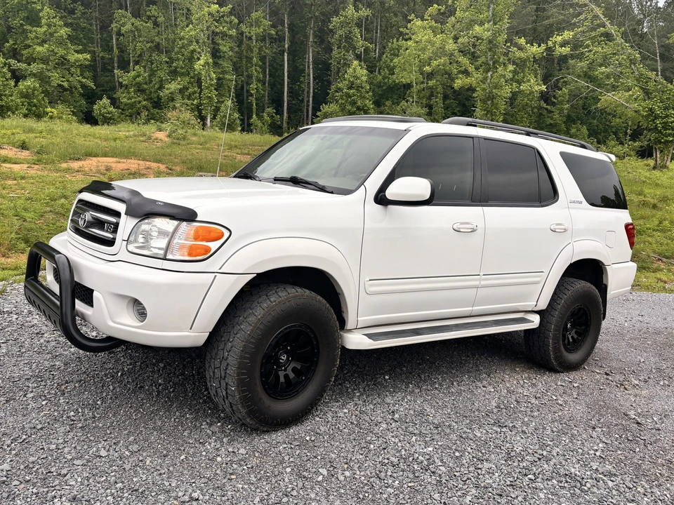 2001 Toyota Sequoia 1st Gen - Image 4 of 31