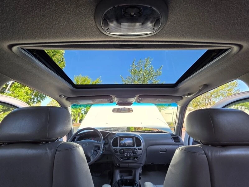 2001 Toyota Sequoia 1st Gen - Image 19 of 21
