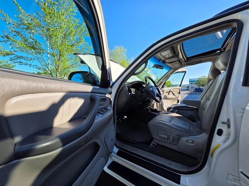 2001 Toyota Sequoia 1st Gen - Image 13 of 21