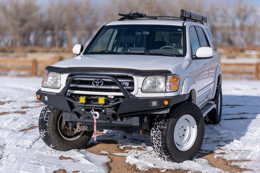2001 Toyota Sequoia 1st Gen - Image 2 of 31