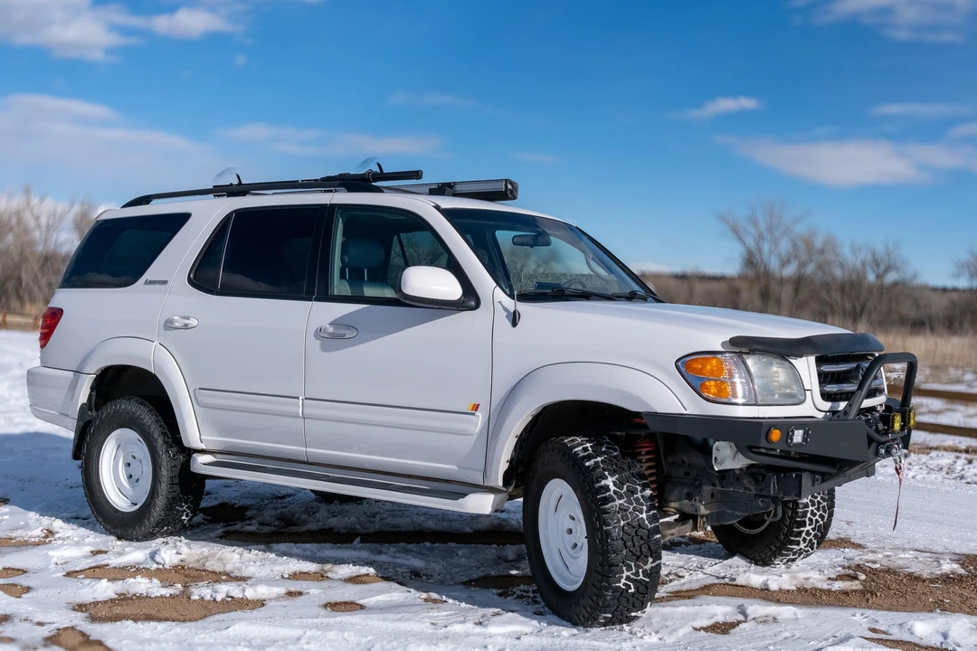 2001 Toyota Sequoia 1st Gen - Image 15 of 31