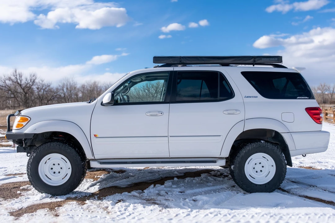 2001 Toyota Sequoia 1st Gen - Image 9 of 31