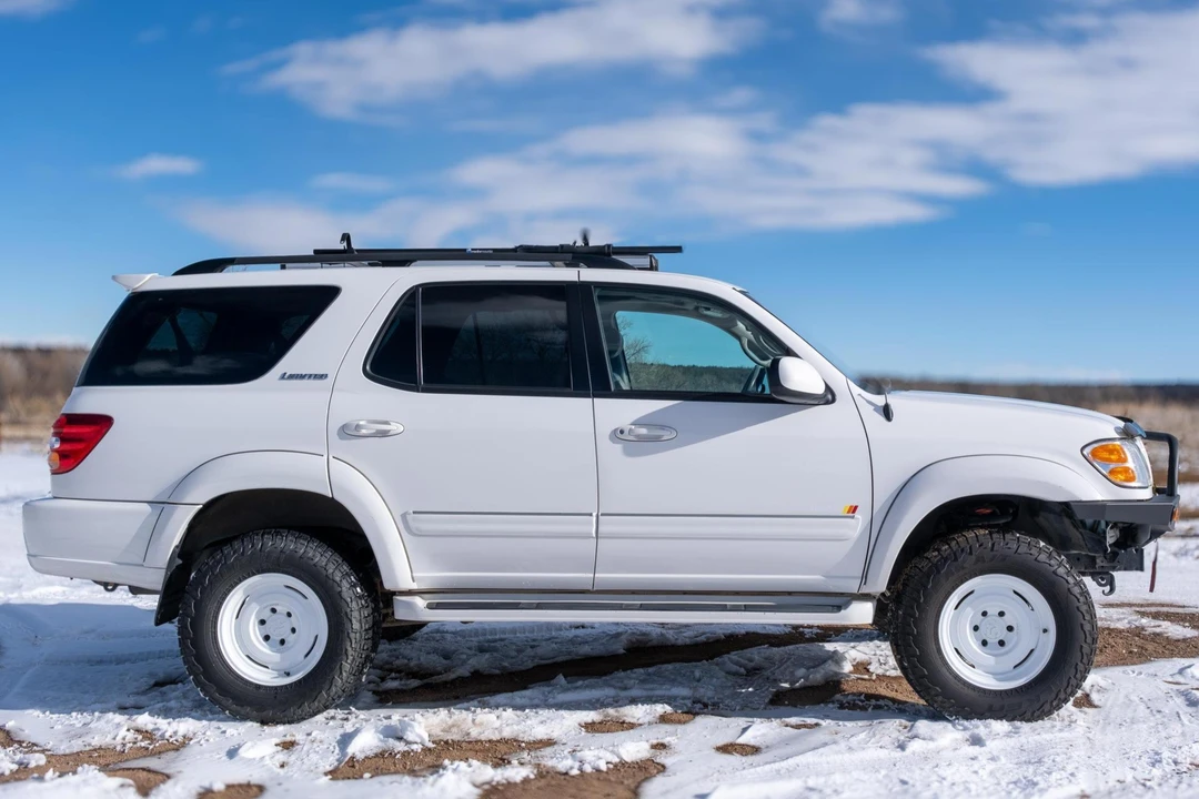 2001 Toyota Sequoia 1st Gen - Image 3 of 31